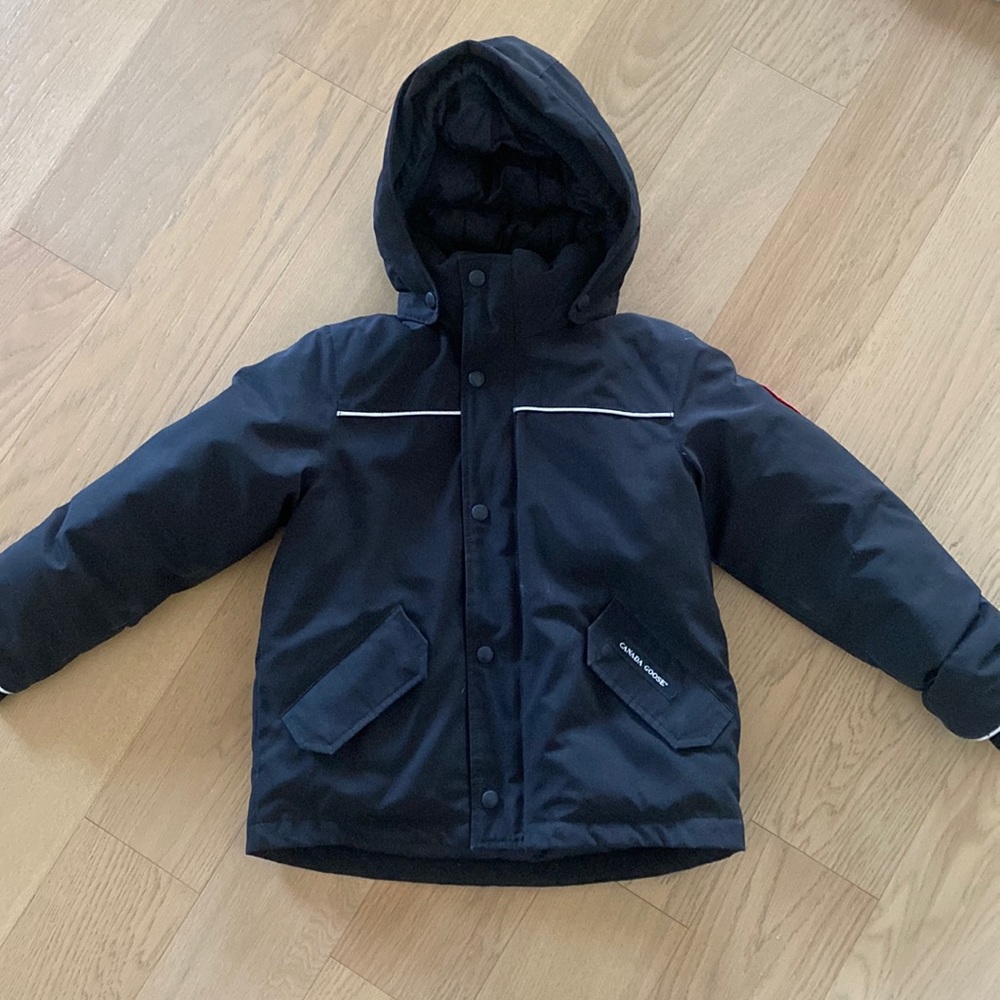 Unisex Kids Canada Goose down jacket